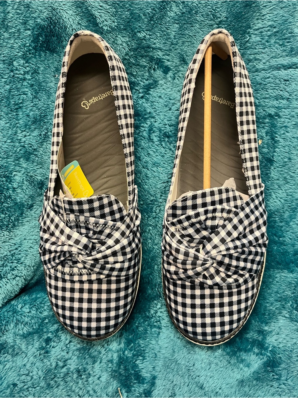 Women’s Baretraps slip-on flats